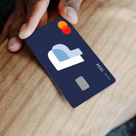PayPal Cashback Mastercard vs. a Flat 2% Cash Back Card: Which Actually Pays More?